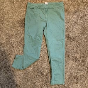 Size 6 pixie business casual pants